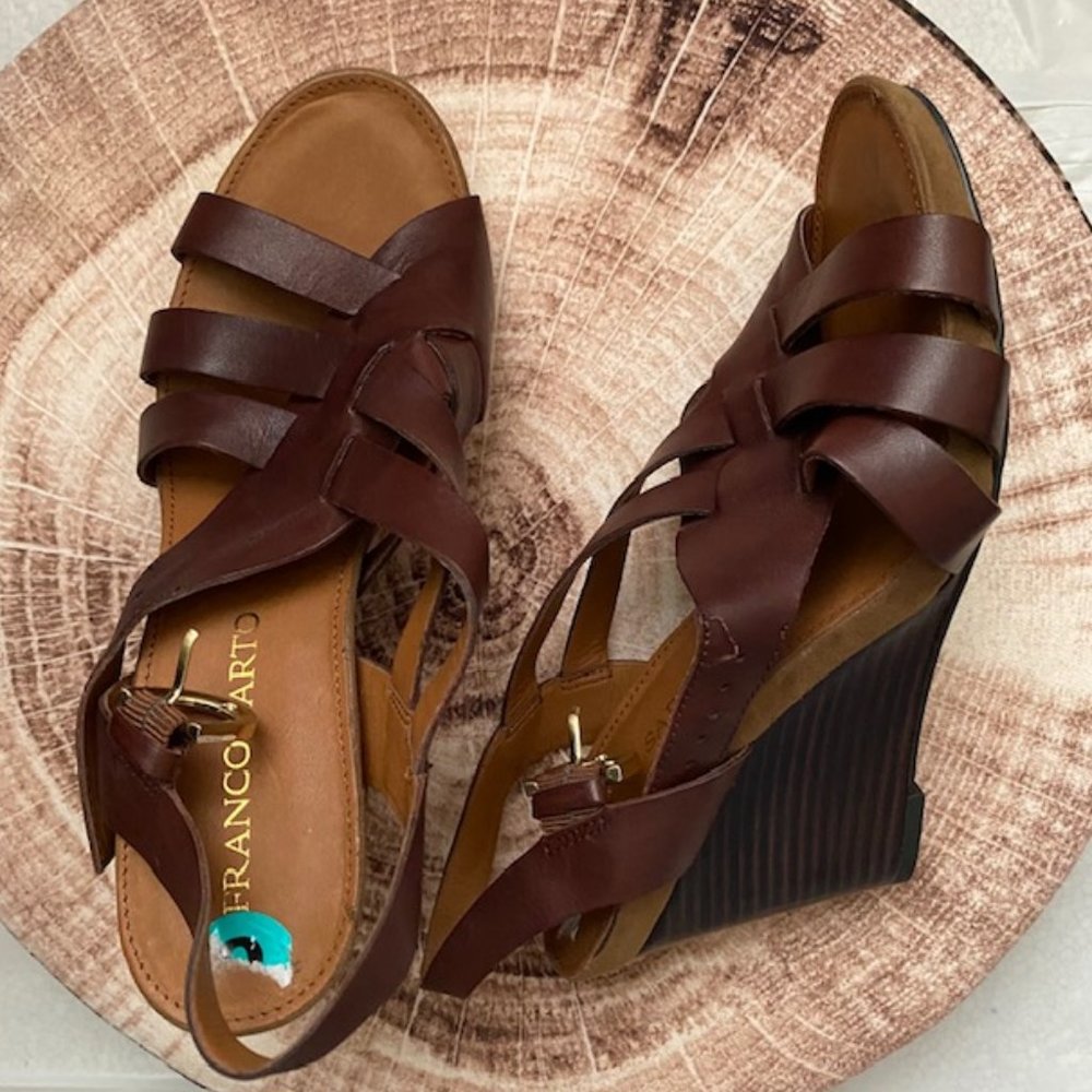 Franco Sarto Brown Leather Wedge  Sandal sz 8 Med.